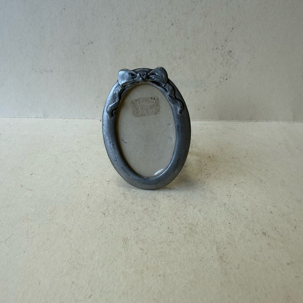 Vintage Miniature Seagull Pewter Oval Picture Frame with Bow Accent